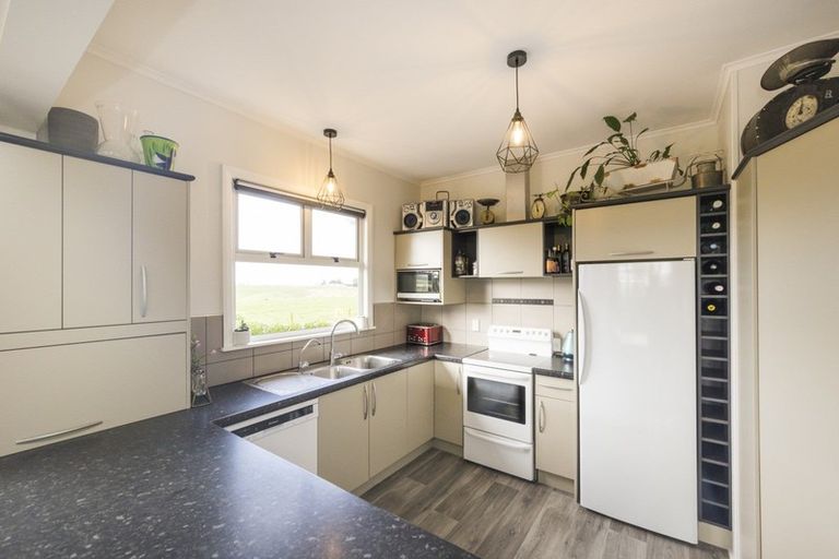 Photo of property in 2139 State Highway 3, Sanson, Palmerston North, 4479