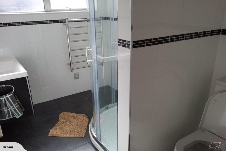 Photo of property in 27 Zara Court, Windsor Park, Auckland, 0632