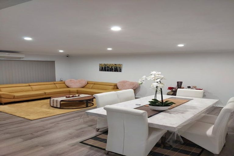 Photo of property in 3/87 Station Road, Papatoetoe, Auckland, 2025