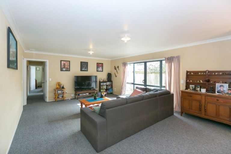Photo of property in 55 Seaview Road, Marfell, New Plymouth, 4310