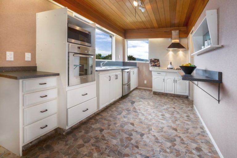 Photo of property in 19 Mercury Way, Whitby, Porirua, 5024