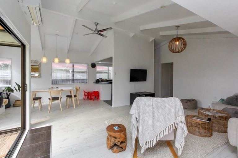 Photo of property in 9 Rahiri Street, Waitara, 4320