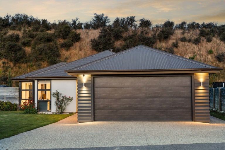 Photo of property in 88 Risinghurst Terrace, Lower Shotover, Queenstown, 9304