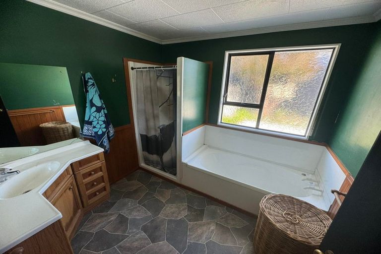 Photo of property in 13 Course Lane, Sanson, 4817