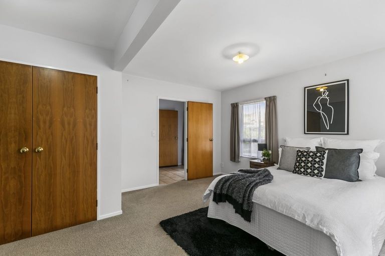 Photo of property in 4 Nether Green Crescent, Johnsonville, Wellington, 6037