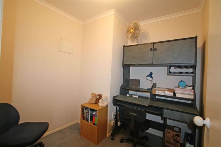 Photo of property in 3a Meade Place, Bell Block, New Plymouth, 4312