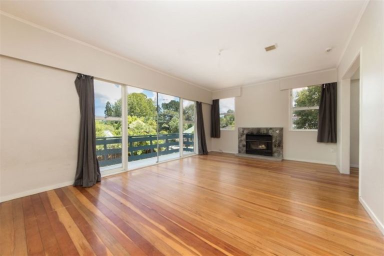Photo of property in 53 Chorley Avenue, Massey, Auckland, 0614