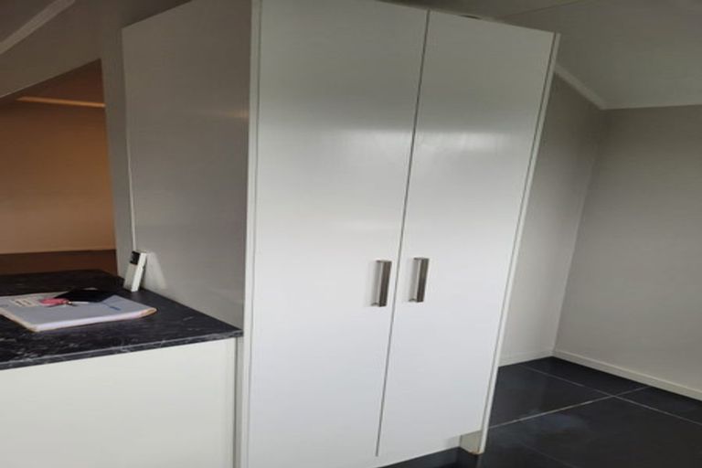 Photo of property in 1/39 Seabrook Avenue, New Lynn, Auckland, 0600