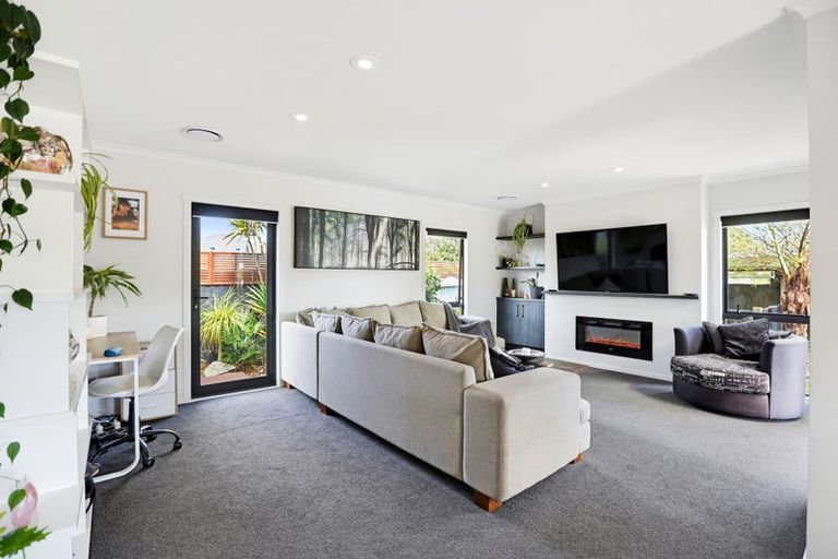 Photo of property in 6 Duggan Drive, Owhata, Rotorua, 3010