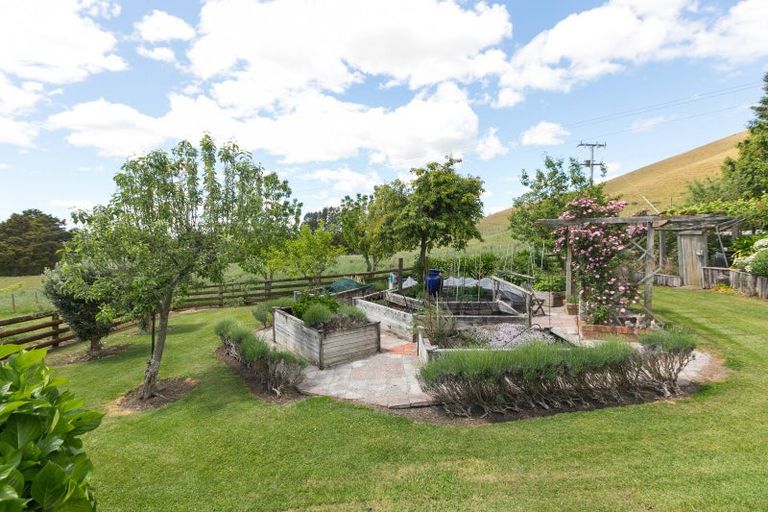 Photo of property in 510 Smedley Road, Tikokino, Waipawa, 4274