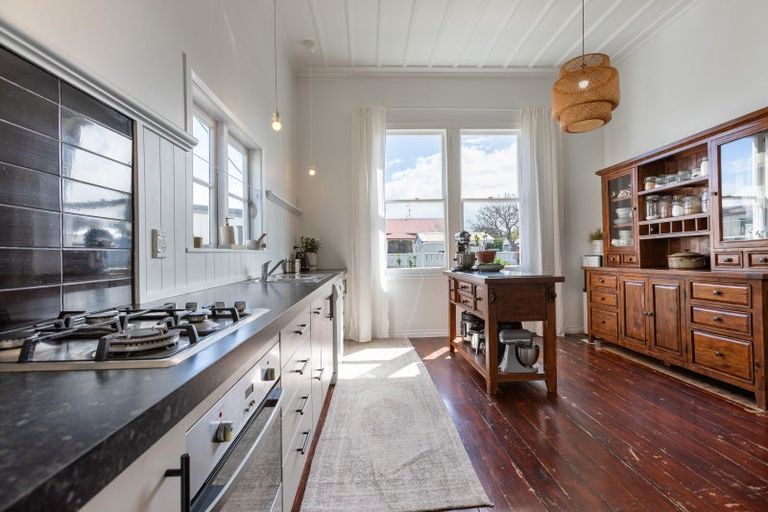 Photo of property in 8 York Street, Dannevirke, 4930