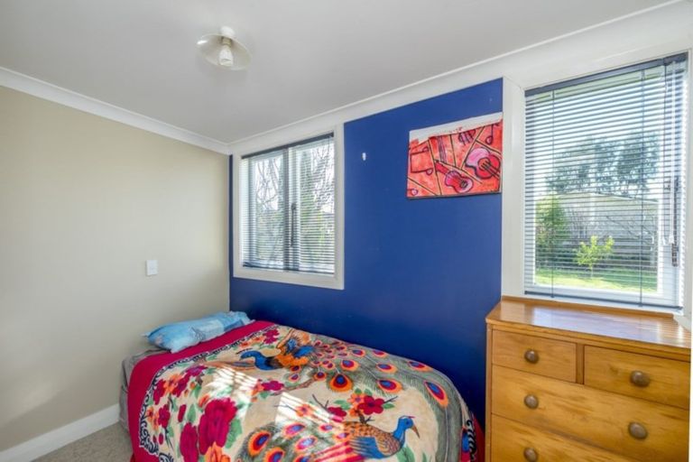 Photo of property in 34 Kirk Street, Otaki, 5512