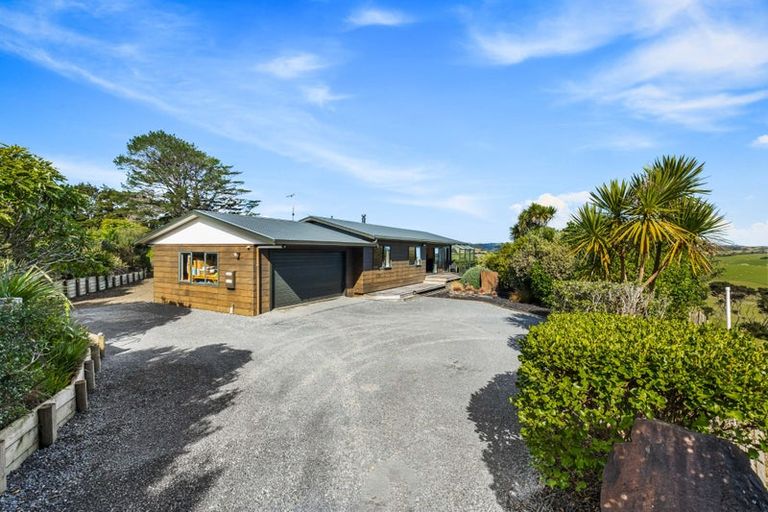 Photo of property in 93 Hamilton Road, Waimauku, 0881