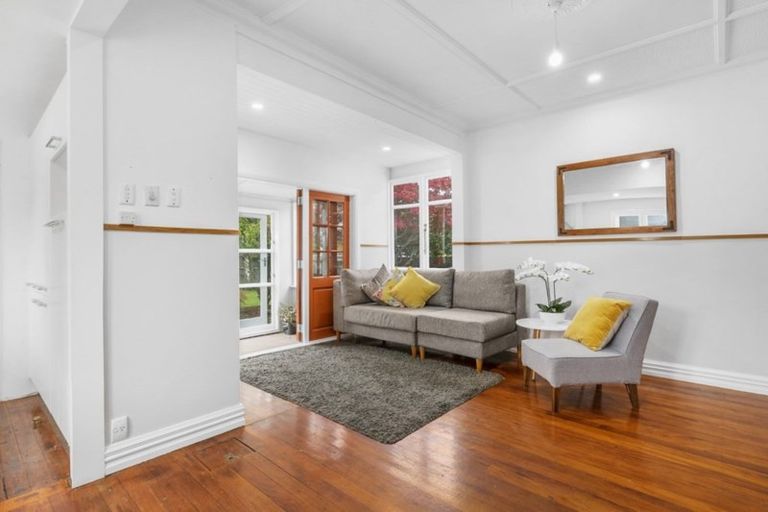 Photo of property in 2a Harris Street, Naenae, Lower Hutt, 5011