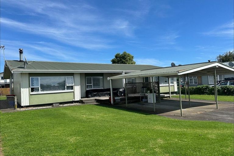 Photo of property in 9 Calgher Avenue, Waitara, 4320