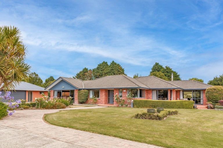 Photo of property in 39 Kew Road, Westport, 7825