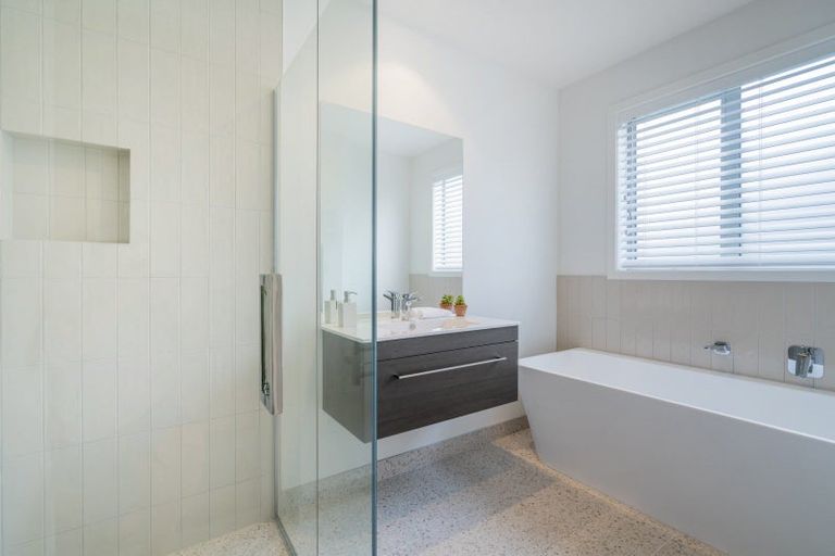 Photo of property in 7 Awatea Drive, Whitianga, 3510