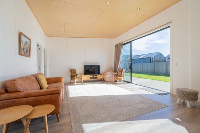 Photo of property in 137 Dusky Street, Te Anau, 9600