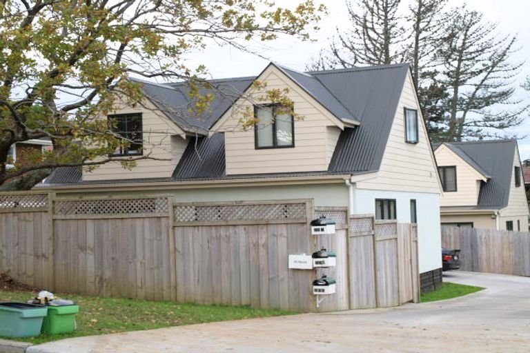 Photo of property in 20b Howe Street, Howick, Auckland, 2014