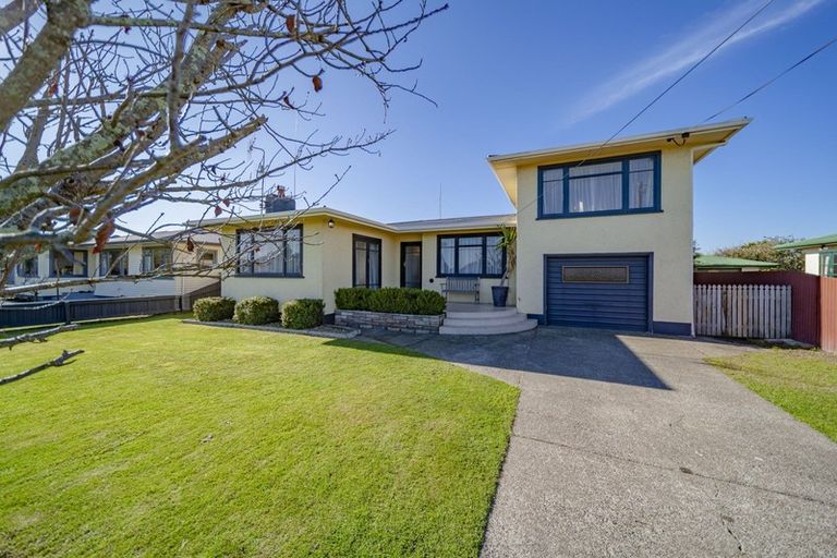 Photo of property in 14 Trevelyan Street, Onekawa, Napier, 4110