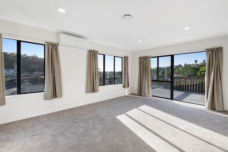 Photo of property in 14b Kestrel Heights, Arkles Bay, Whangaparaoa, 0932