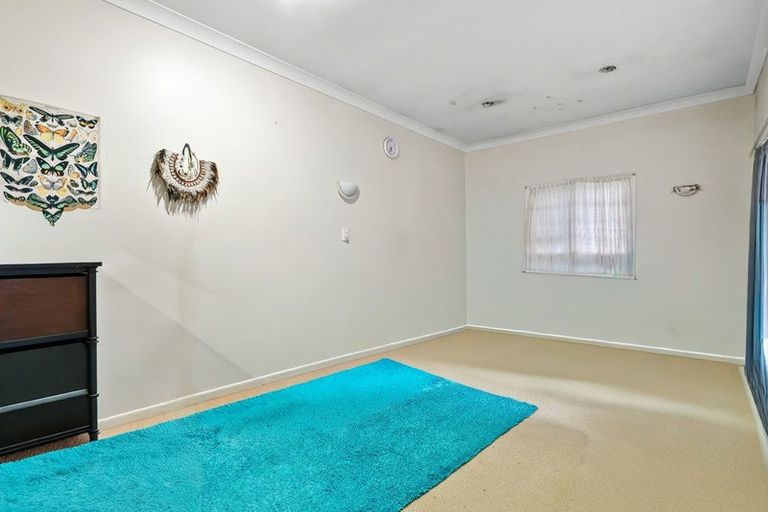 Photo of property in 49 Kautami Avenue, Papatoetoe, Auckland, 2025