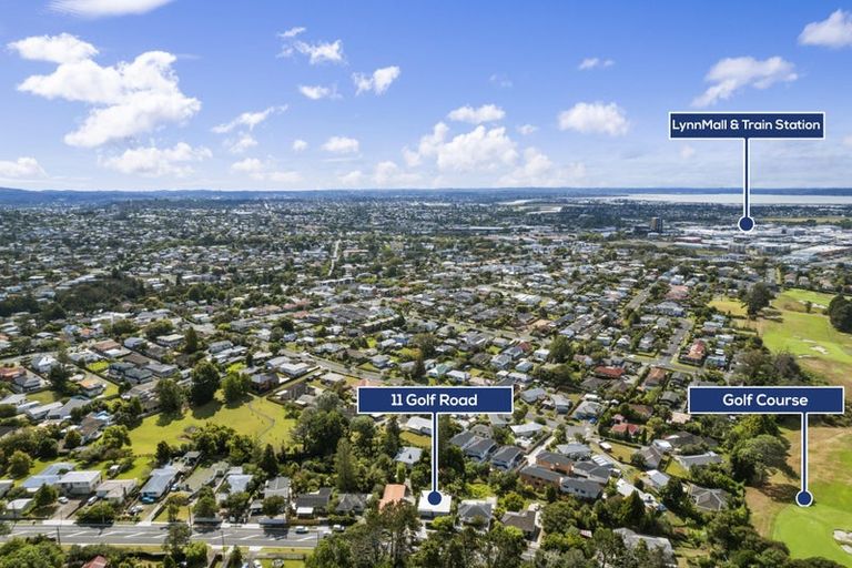 Photo of property in 11 Golf Road, New Lynn, Auckland, 0600