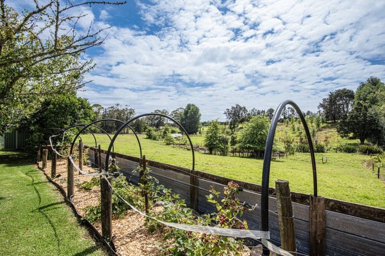 Photo of property in 36 Draffin Road, Poroti, Whangarei, 0179