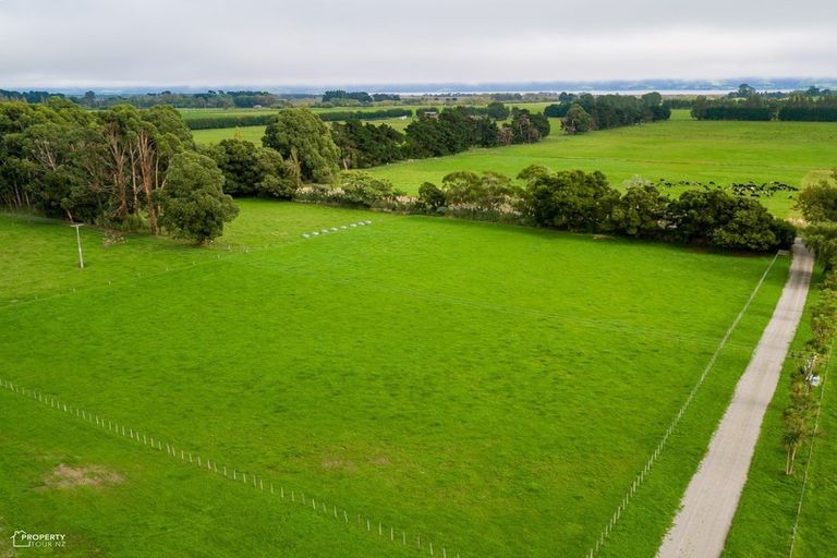 Photo of property in 1511 Kahutara Road, Kahutara, Featherston, 5772