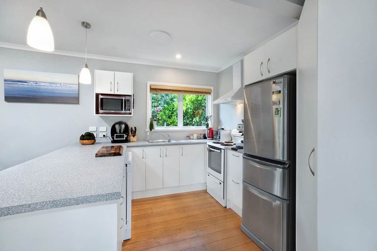 Photo of property in 30 Meihana Street, Takaka, 7110