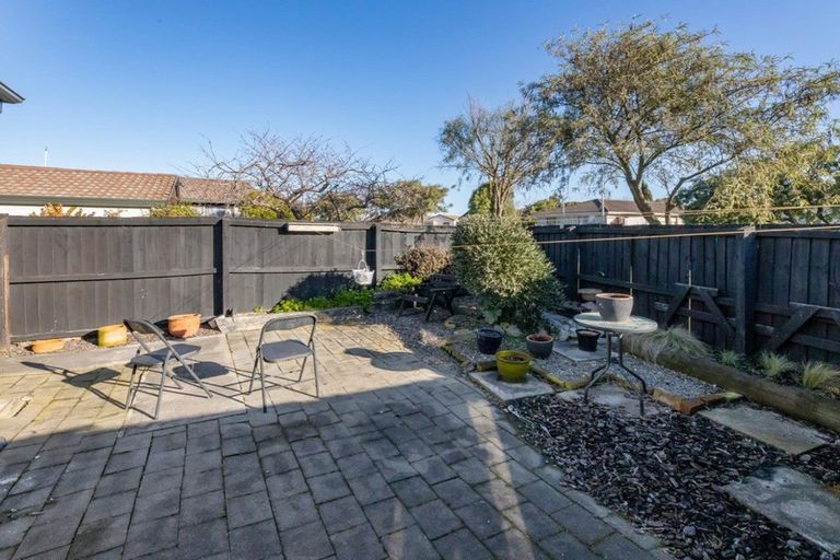 Photo of property in 1/48 Chipping Lane, Redwood, Christchurch, 8051