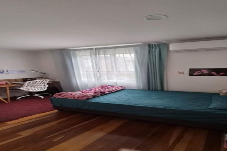 Photo of property in 40 Acacia Road, Torbay, Auckland, 0632