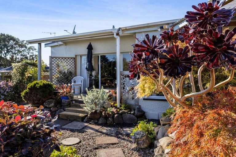 Photo of property in 13 Disraeli Street, Hawera, 4610