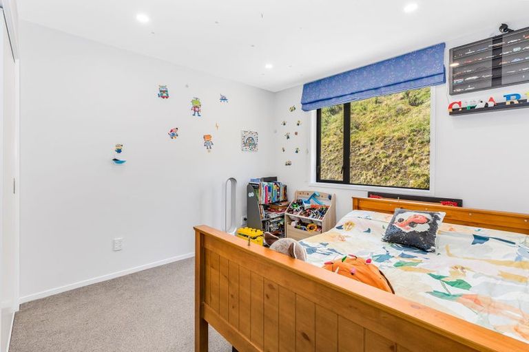 Photo of property in 25 Holystone Road, Whitby, Porirua, 5024