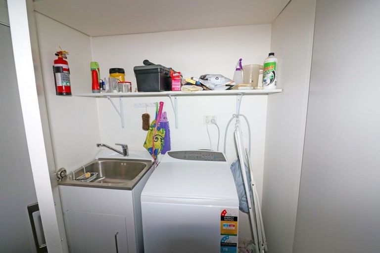 Photo of property in 6 Swinburn Street, Dannevirke, 4930