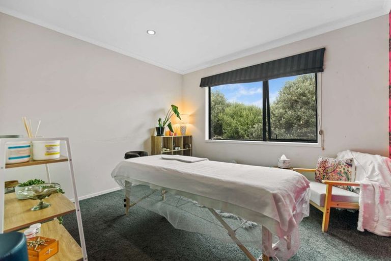 Photo of property in 48 Carroll Place, Owhata, Rotorua, 3010