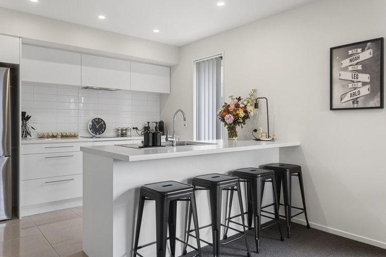 Photo of property in 77 Sutherland Drive, Kaiapoi, 7630