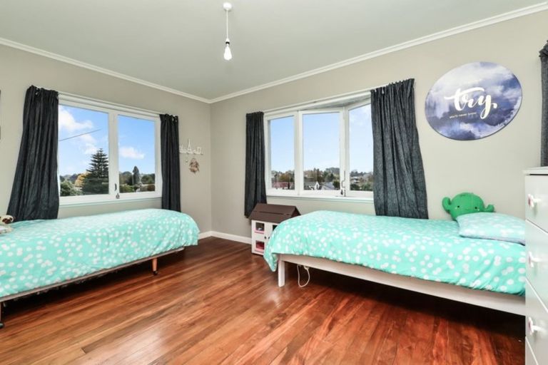 Photo of property in 35 Wordsworth Street, Leamington, Cambridge, 3432