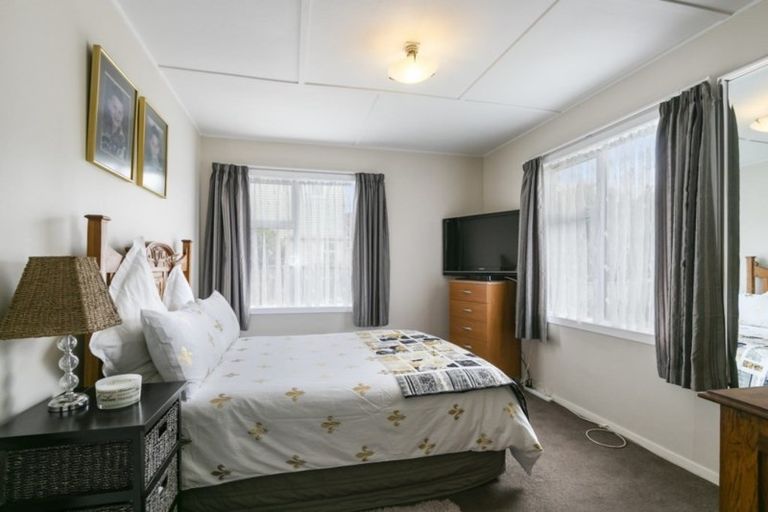 Photo of property in 261 Naenae Road, Naenae, Lower Hutt, 5011