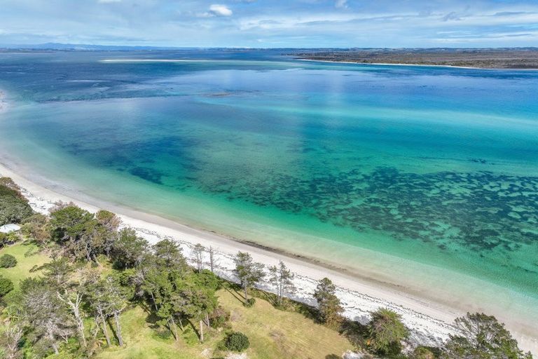 Photo of property in 615 Rangiputa Road, Karikari Peninsula, 0483