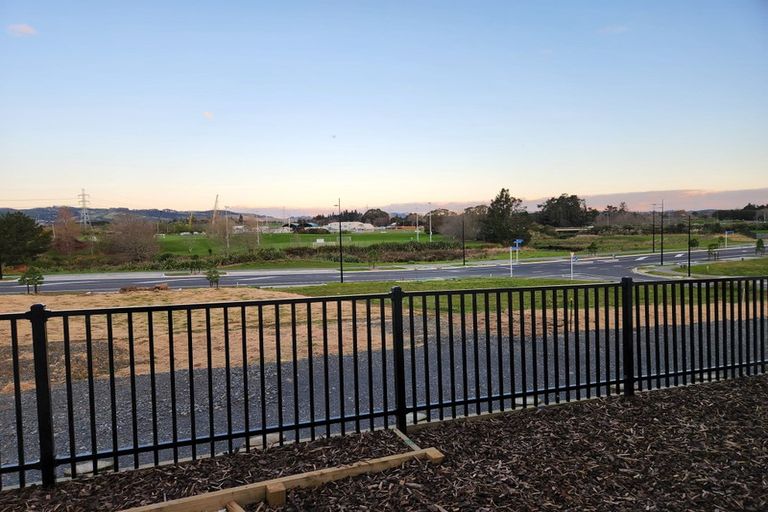 Photo of property in 4a Enchantment Lane, Karaka, Papakura, 2113