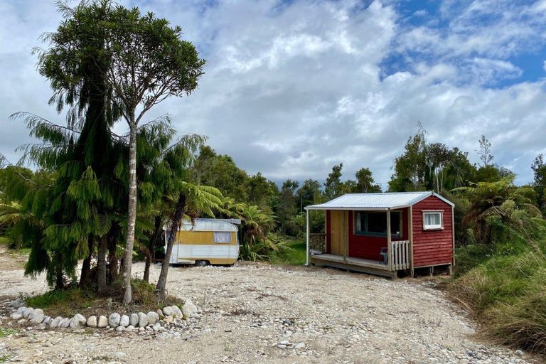 Photo of property in 74 Wangapeka Road, Little Wanganui, Karamea, 7893