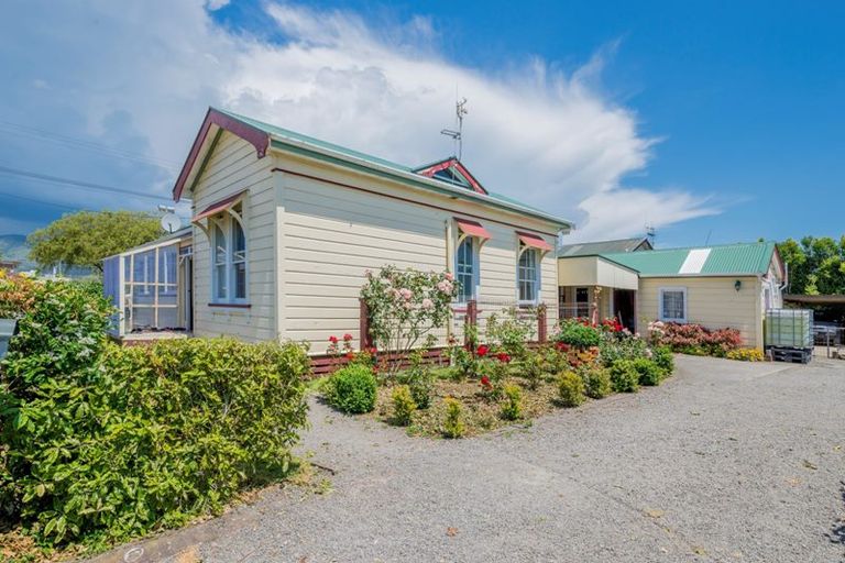 Photo of property in 38 Stout Street, Shannon, 4821