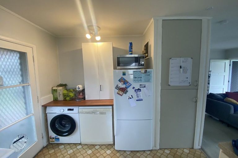 Photo of property in 1/4 Norman Spencer Drive, Papatoetoe, Auckland, 2104