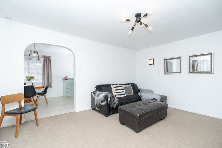 Photo of property in 120 Grandview Road, Nawton, Hamilton, 3200