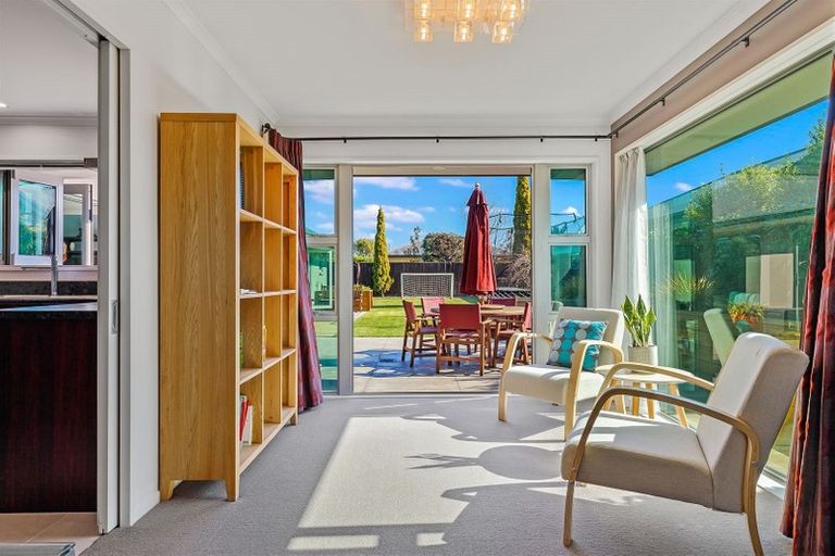 Photo of property in 23 Six Silvers Avenue, Halswell, Christchurch, 8025