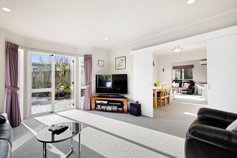Photo of property in 42a Manuka Street, Stokes Valley, Lower Hutt, 5019