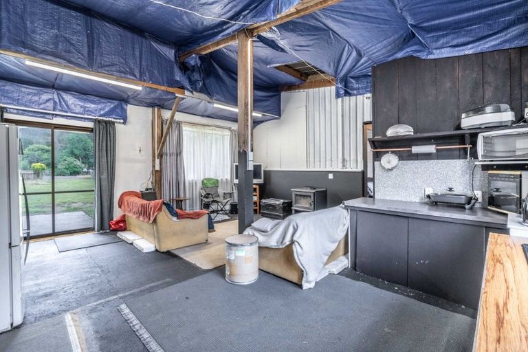 Photo of property in 882 Tahakopa Valley Road, Tahakopa, Owaka, 9586