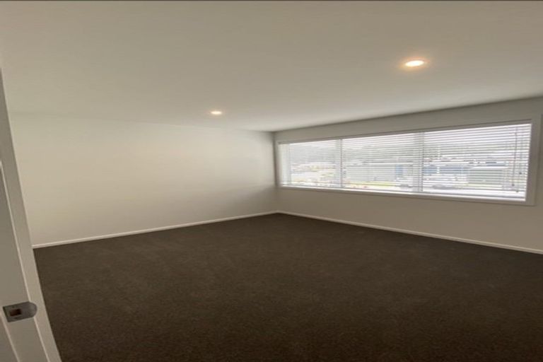 Photo of property in 162a Navigation Drive, Whitby, Porirua, 5024