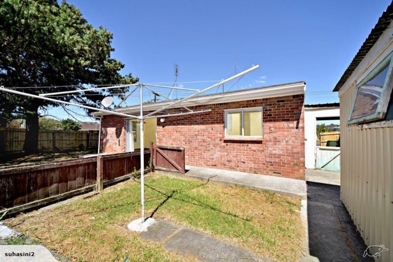 Photo of property in 2/43 Rice Crescent, Papakura, 2110